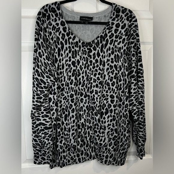 Lane Bryant Sweaters - Lane Bryant Women’s Cardigan Sweater - Size 26/28 Cheetah Print